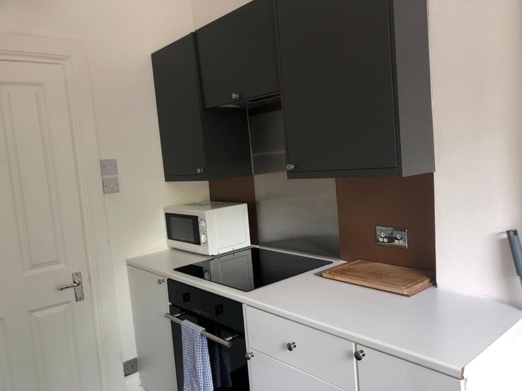 ברייטון 10 Large Elegant Studio - Prime Location - Comfortable - Private מראה חיצוני תמונה